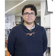 Profesor de literatura que imparte clases a estudiantes